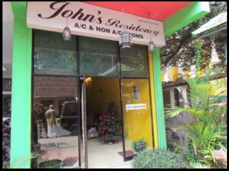 Hotel Johns Residency Kochi Exterior foto